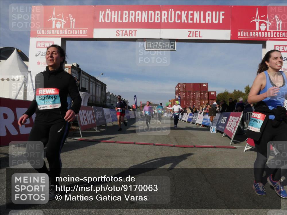 03.10.2025 - Köhlbrandbrückenlauf Matties Gatica Varas http://msf.ph/oto/9170063 03.10.2025 10:26:13 Ziel 1847, 1924, 2111, 3151, 3555, 3586 meine-sportfotos.de