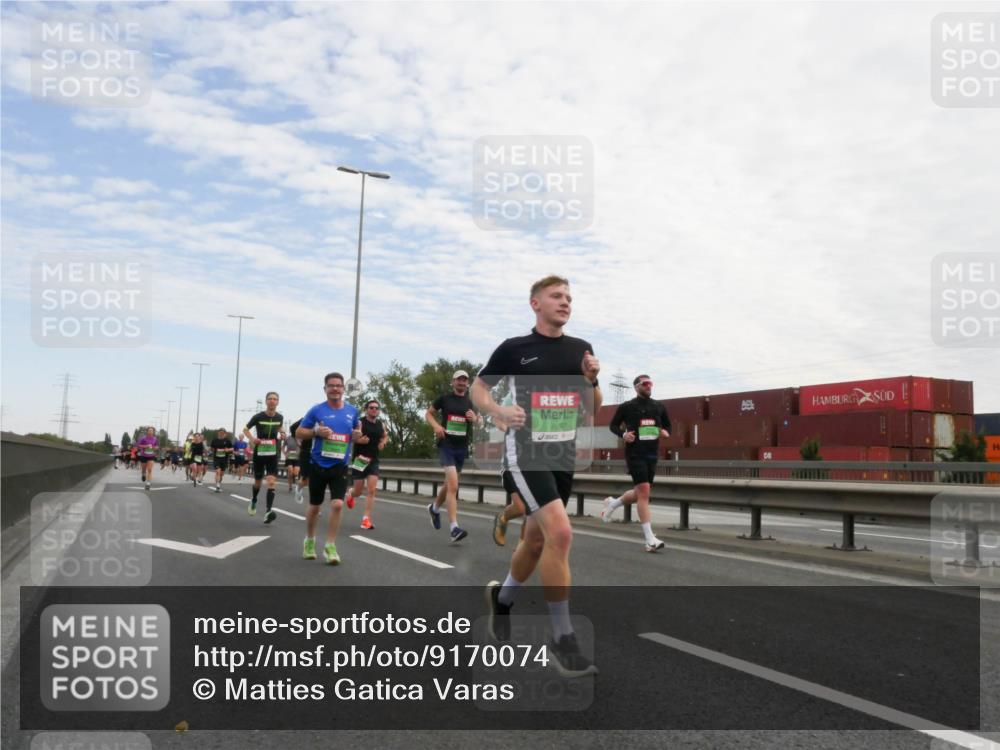 03.10.2025 - Köhlbrandbrückenlauf Matties Gatica Varas http://msf.ph/oto/9170074 03.10.2025 15:15:43 Position 3 7597 meine-sportfotos.de