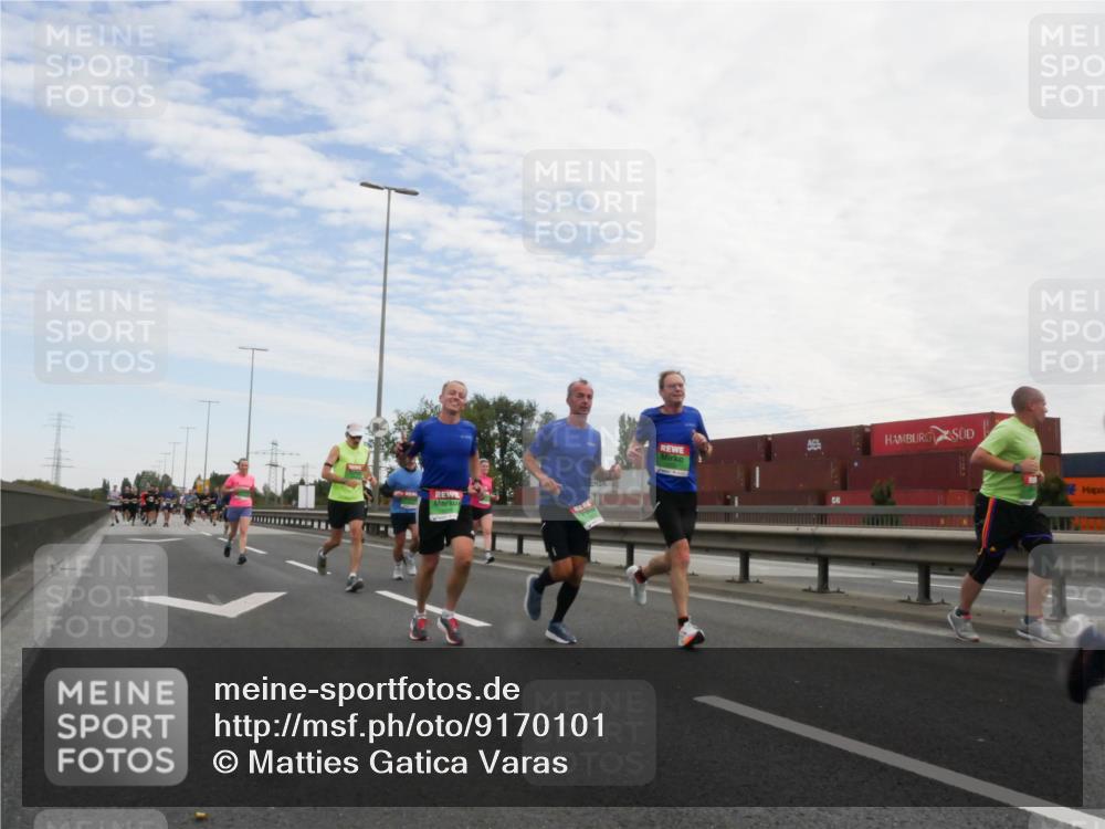 03.10.2025 - Köhlbrandbrückenlauf Matties Gatica Varas http://msf.ph/oto/9170101 03.10.2025 15:15:50 Position 3  meine-sportfotos.de