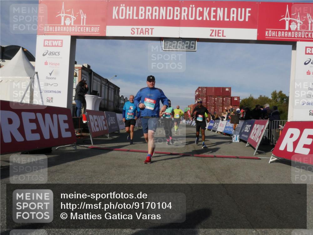 03.10.2025 - Köhlbrandbrückenlauf Matties Gatica Varas http://msf.ph/oto/9170104 03.10.2025 10:26:26 Ziel 1904, 1949, 2001, 2284, 2614, 2676, 2681, 3149, 3447 meine-sportfotos.de