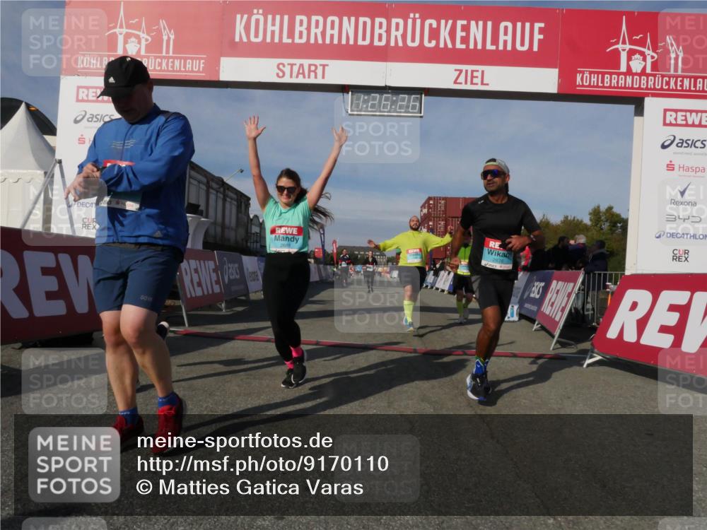 03.10.2025 - Köhlbrandbrückenlauf Matties Gatica Varas http://msf.ph/oto/9170110 03.10.2025 10:26:28 Ziel 1904, 1949, 2284, 2614, 3149 meine-sportfotos.de