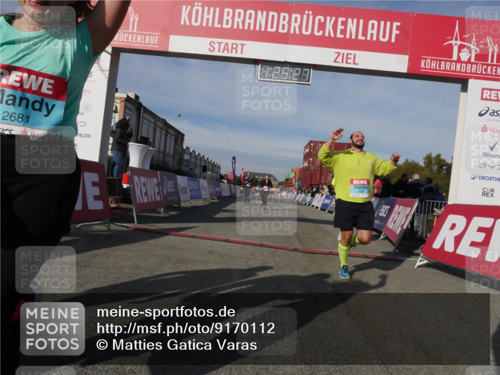 03.10.2025 - Köhlbrandbrückenlauf Matties Gatica Varas http://msf.ph/oto/9170112 03.10.2025 10:26:29 Ziel 1904, 2284, 2614, 2925, 3149 meine-sportfotos.de