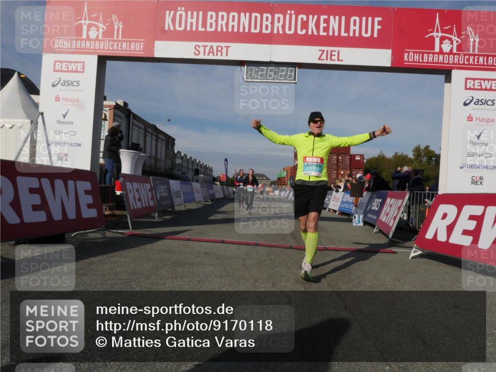 03.10.2025 - Köhlbrandbrückenlauf Matties Gatica Varas http://msf.ph/oto/9170118 03.10.2025 10:26:30 Ziel 1209, 2284, 2614, 2925, 3149 meine-sportfotos.de