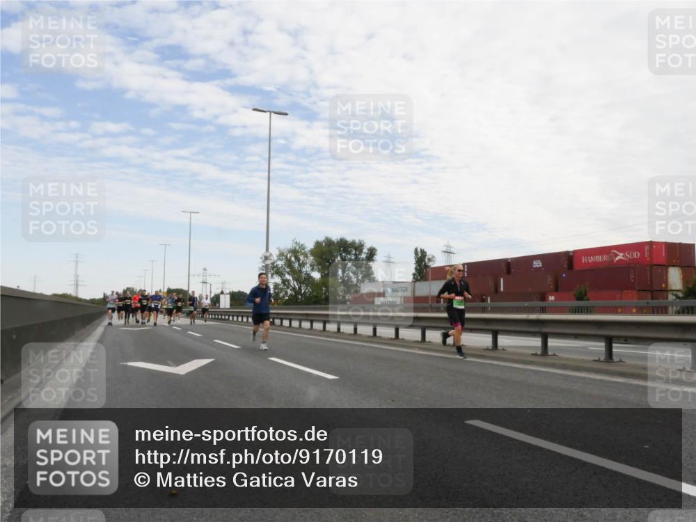 03.10.2025 - Köhlbrandbrückenlauf Matties Gatica Varas http://msf.ph/oto/9170119 03.10.2025 15:15:54 Position 3  meine-sportfotos.de
