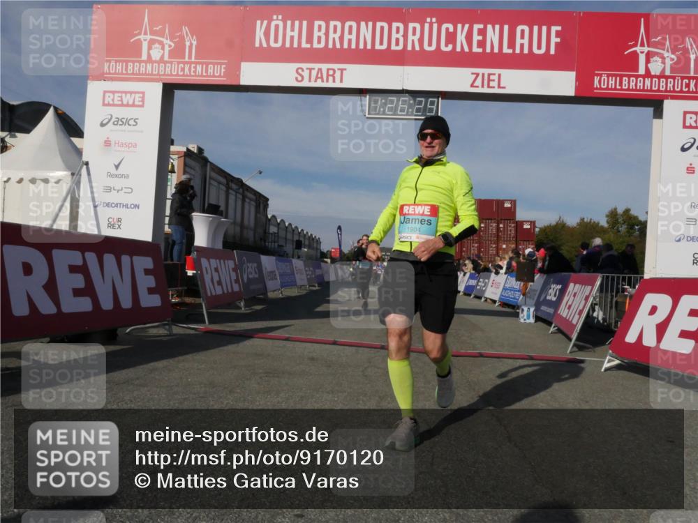 03.10.2025 - Köhlbrandbrückenlauf Matties Gatica Varas http://msf.ph/oto/9170120 03.10.2025 10:26:31 Ziel 1209, 2284, 2614, 2925, 3149 meine-sportfotos.de