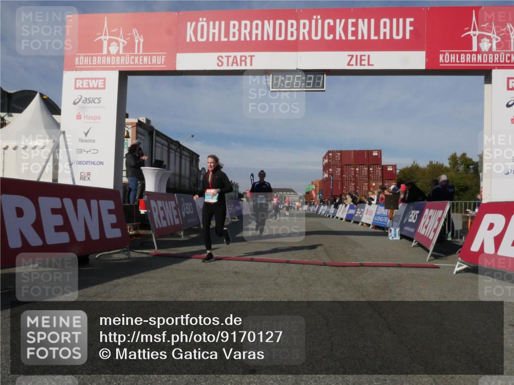 03.10.2025 - Köhlbrandbrückenlauf Matties Gatica Varas http://msf.ph/oto/9170127 03.10.2025 10:26:33 Ziel 1209, 2614, 2925, 3149 meine-sportfotos.de