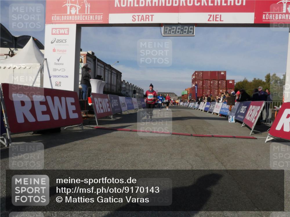 03.10.2025 - Köhlbrandbrückenlauf Matties Gatica Varas http://msf.ph/oto/9170143 03.10.2025 10:26:37 Ziel 1209, 1744, 2050, 2551, 2614, 2925, 3113 meine-sportfotos.de