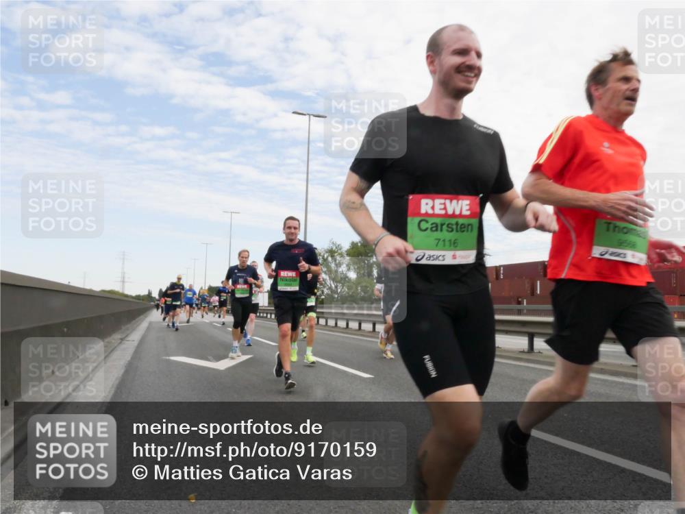 03.10.2025 - Köhlbrandbrückenlauf Matties Gatica Varas http://msf.ph/oto/9170159 03.10.2025 15:16:04 Position 3 7116, 9568 meine-sportfotos.de