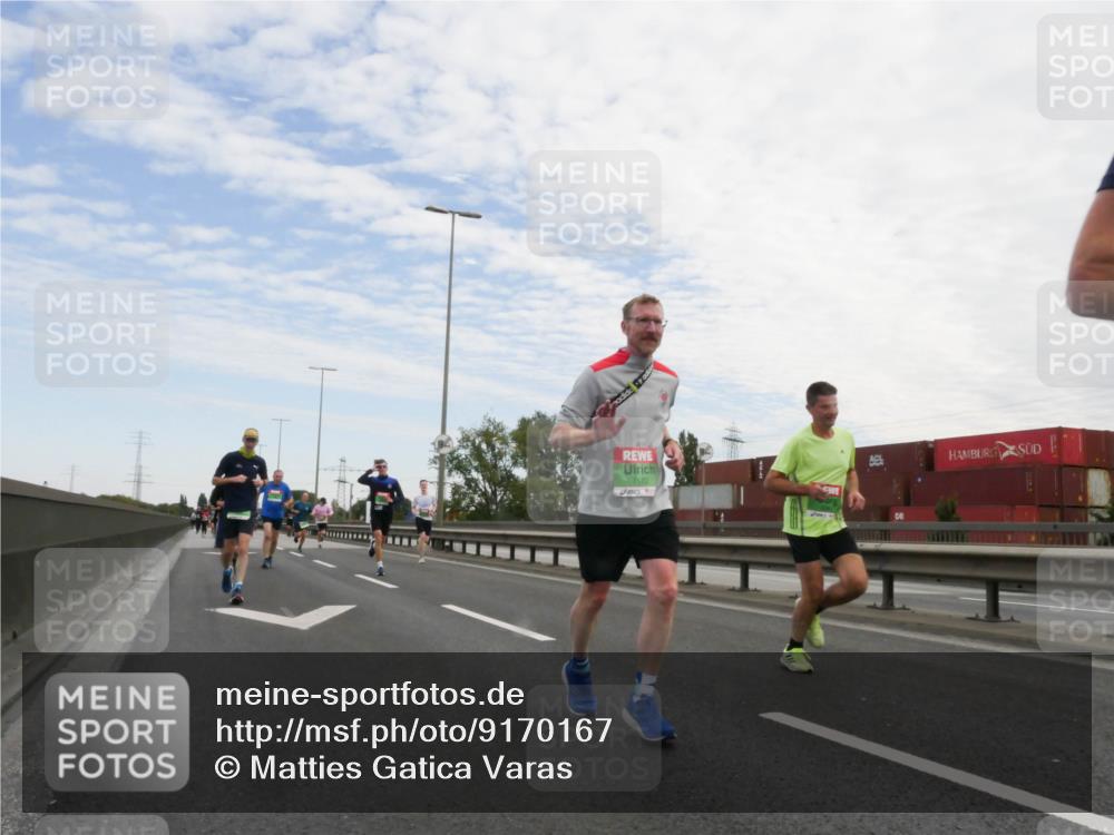 03.10.2025 - Köhlbrandbrückenlauf Matties Gatica Varas http://msf.ph/oto/9170167 03.10.2025 15:16:07 Position 3 7172 meine-sportfotos.de