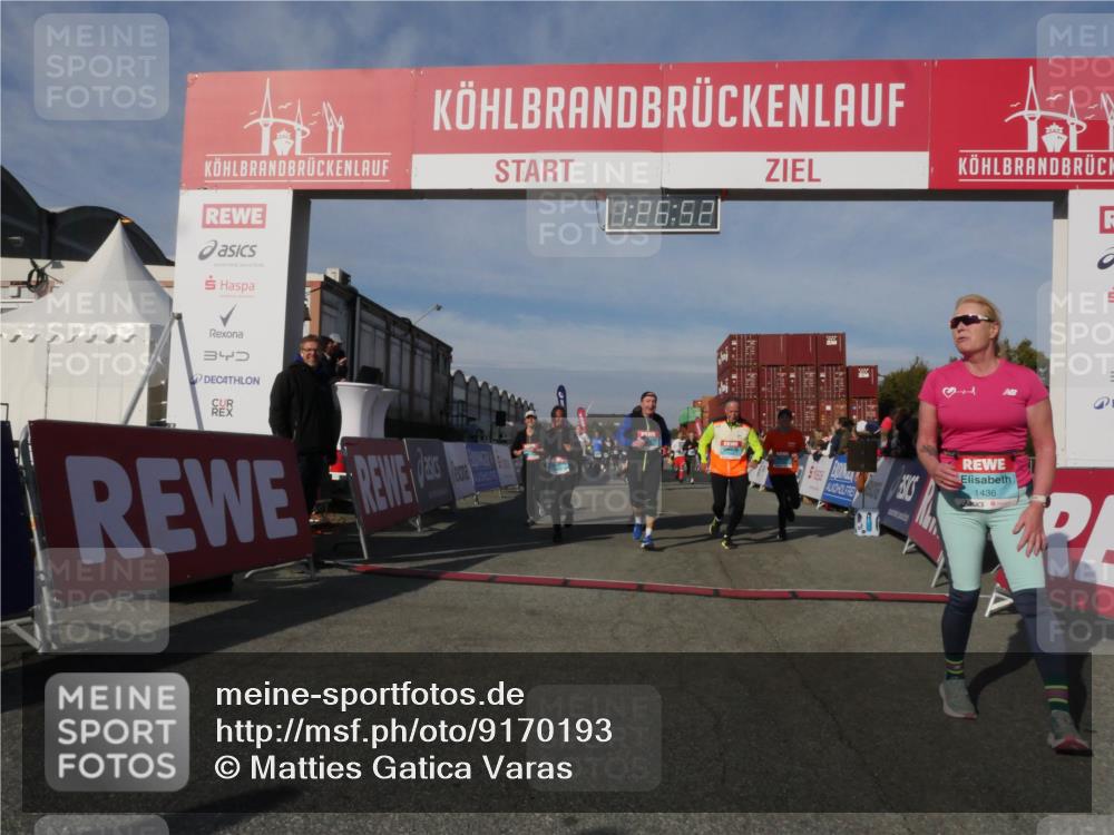 03.10.2025 - Köhlbrandbrückenlauf Matties Gatica Varas http://msf.ph/oto/9170193 03.10.2025 10:26:53 Ziel 1425, 1509, 1726, 1727, 1756, 1840, 1935, 1996, 2004, 2005, 2133, 2219, 2259, 2574, 2952, 3044, 3105, 3110, 3163, 3602, 3787 meine-sportfotos.de