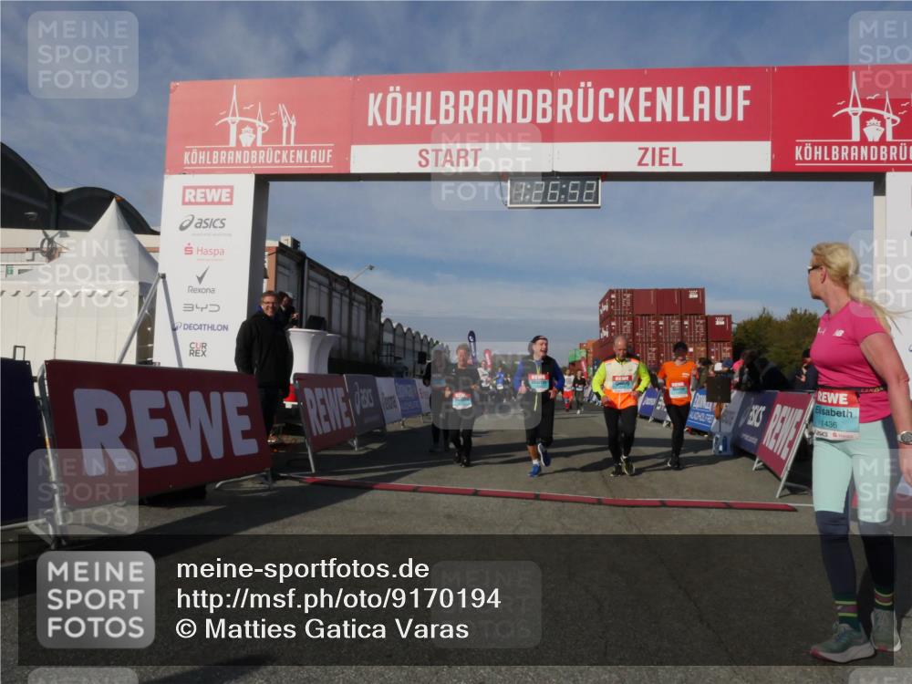 03.10.2025 - Köhlbrandbrückenlauf Matties Gatica Varas http://msf.ph/oto/9170194 03.10.2025 10:26:54 Ziel 1425, 1509, 1726, 1727, 1756, 1840, 1935, 1996, 2004, 2005, 2133, 2219, 2259, 2574, 2586, 2655, 2952, 3044, 3105, 3110, 3163, 3602, 3787 meine-sportfotos.de
