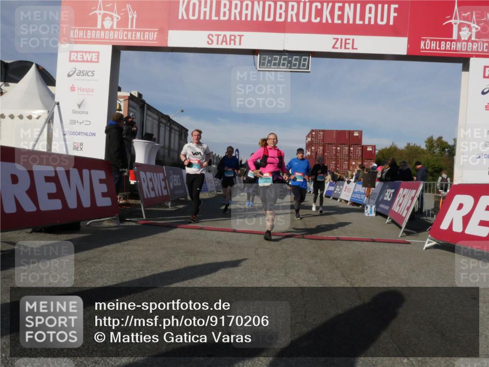 03.10.2025 - Köhlbrandbrückenlauf Matties Gatica Varas http://msf.ph/oto/9170206 03.10.2025 10:27:00 Ziel 1726, 1727, 1840, 1935, 1996, 2133, 2259, 2405, 2586, 2655, 2930, 2952, 3044, 3105, 3110, 3163, 3241, 3242, 3364, 3367, 3602, 3829 meine-sportfotos.de