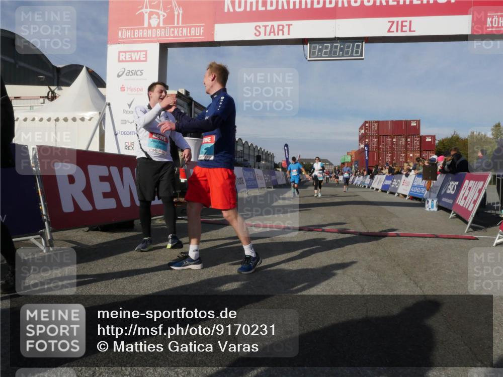 03.10.2025 - Köhlbrandbrückenlauf Matties Gatica Varas http://msf.ph/oto/9170231 03.10.2025 10:27:12 Ziel 2115, 2693, 2774, 3052, 3232, 3703, 3745 meine-sportfotos.de
