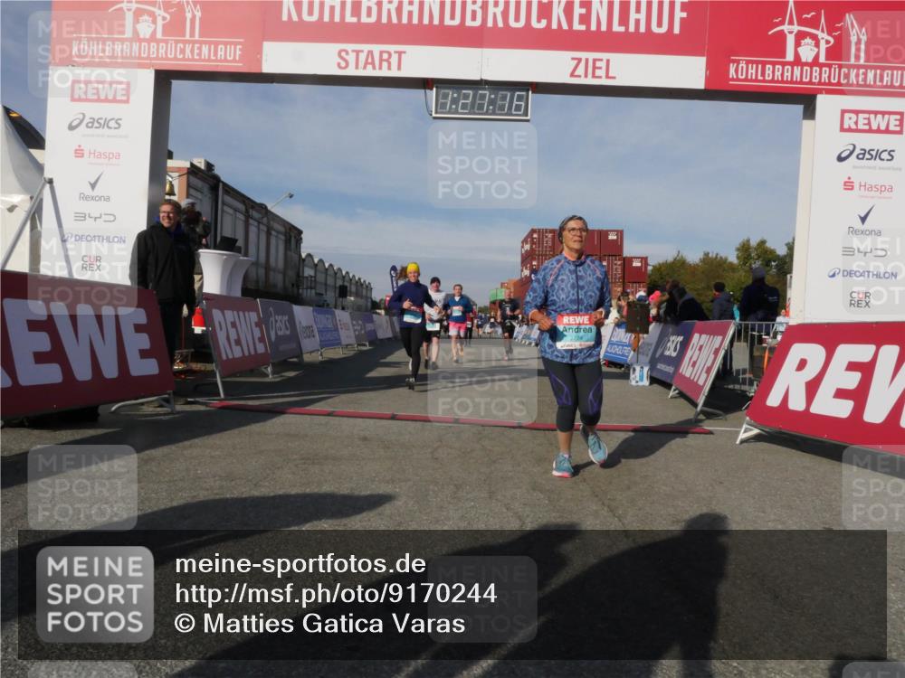 03.10.2025 - Köhlbrandbrückenlauf Matties Gatica Varas http://msf.ph/oto/9170244 03.10.2025 10:27:18 Ziel 1930, 2115, 2693, 3052, 3745, 3746 meine-sportfotos.de
