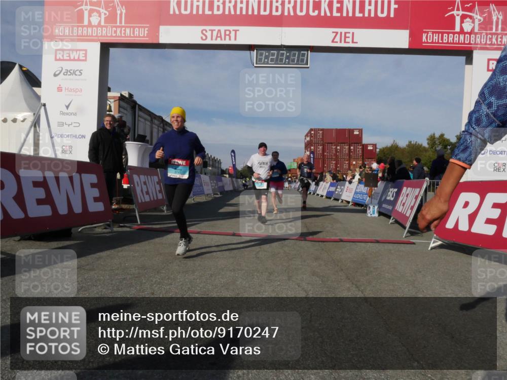 03.10.2025 - Köhlbrandbrückenlauf Matties Gatica Varas http://msf.ph/oto/9170247 03.10.2025 10:27:19 Ziel 1539, 1930, 2115, 2451, 2693, 3052, 3132, 3746 meine-sportfotos.de