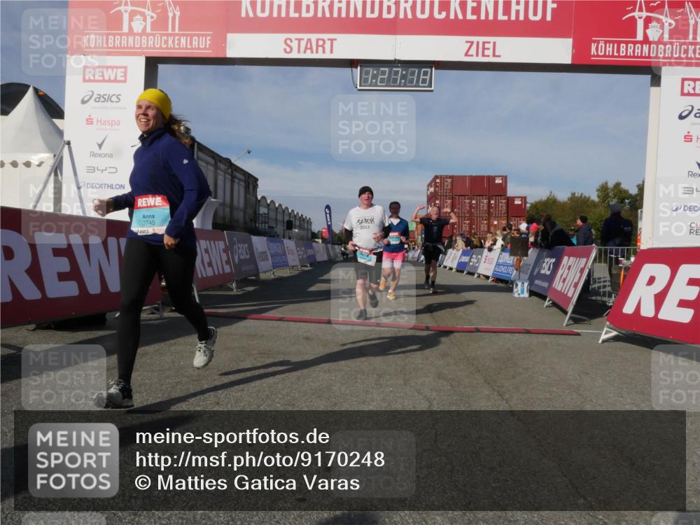 03.10.2025 - Köhlbrandbrückenlauf Matties Gatica Varas http://msf.ph/oto/9170248 03.10.2025 10:27:20 Ziel 1539, 1930, 2115, 2451, 2693, 2935, 3052, 3132, 3746 meine-sportfotos.de