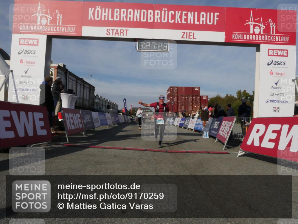 03.10.2025 - Köhlbrandbrückenlauf Matties Gatica Varas http://msf.ph/oto/9170259 03.10.2025 10:27:25 Ziel 1539, 1926, 1929, 1930, 2101, 2451, 2562, 2935, 3132, 3746 meine-sportfotos.de