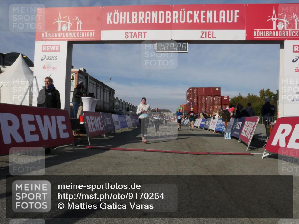 03.10.2025 - Köhlbrandbrückenlauf Matties Gatica Varas http://msf.ph/oto/9170264 03.10.2025 10:27:28 Ziel 1539, 1926, 1929, 2101, 2451, 2562, 2935, 3132, 3746 meine-sportfotos.de
