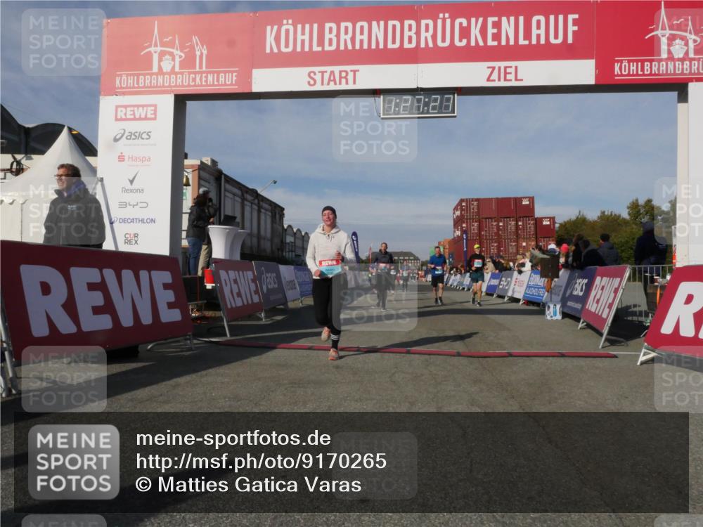 03.10.2025 - Köhlbrandbrückenlauf Matties Gatica Varas http://msf.ph/oto/9170265 03.10.2025 10:27:28 Ziel 1539, 1926, 1929, 2101, 2451, 2562, 2935, 3132, 3746 meine-sportfotos.de