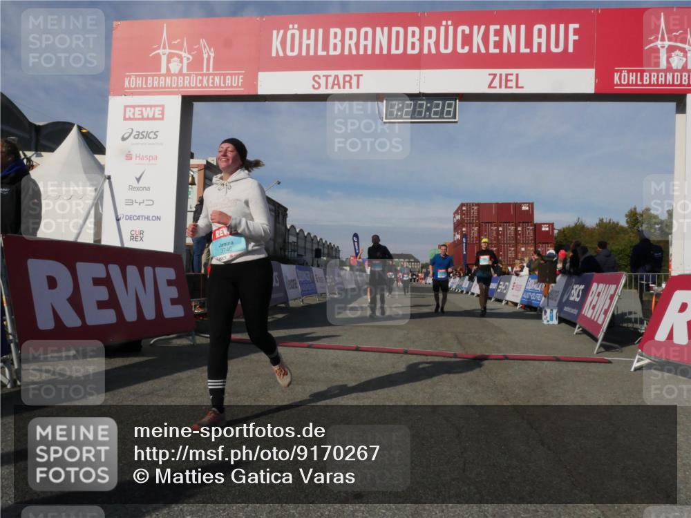 03.10.2025 - Köhlbrandbrückenlauf Matties Gatica Varas http://msf.ph/oto/9170267 03.10.2025 10:27:29 Ziel 1539, 1926, 1929, 2101, 2451, 2562, 2935, 3132, 3230 meine-sportfotos.de