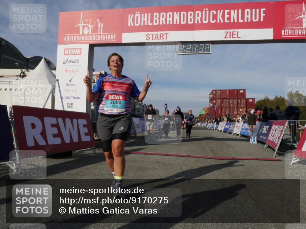 03.10.2025 - Köhlbrandbrückenlauf Matties Gatica Varas http://msf.ph/oto/9170275 03.10.2025 10:27:33 Ziel 1926, 1929, 2101, 2136, 2192, 2352, 2562, 3230 meine-sportfotos.de