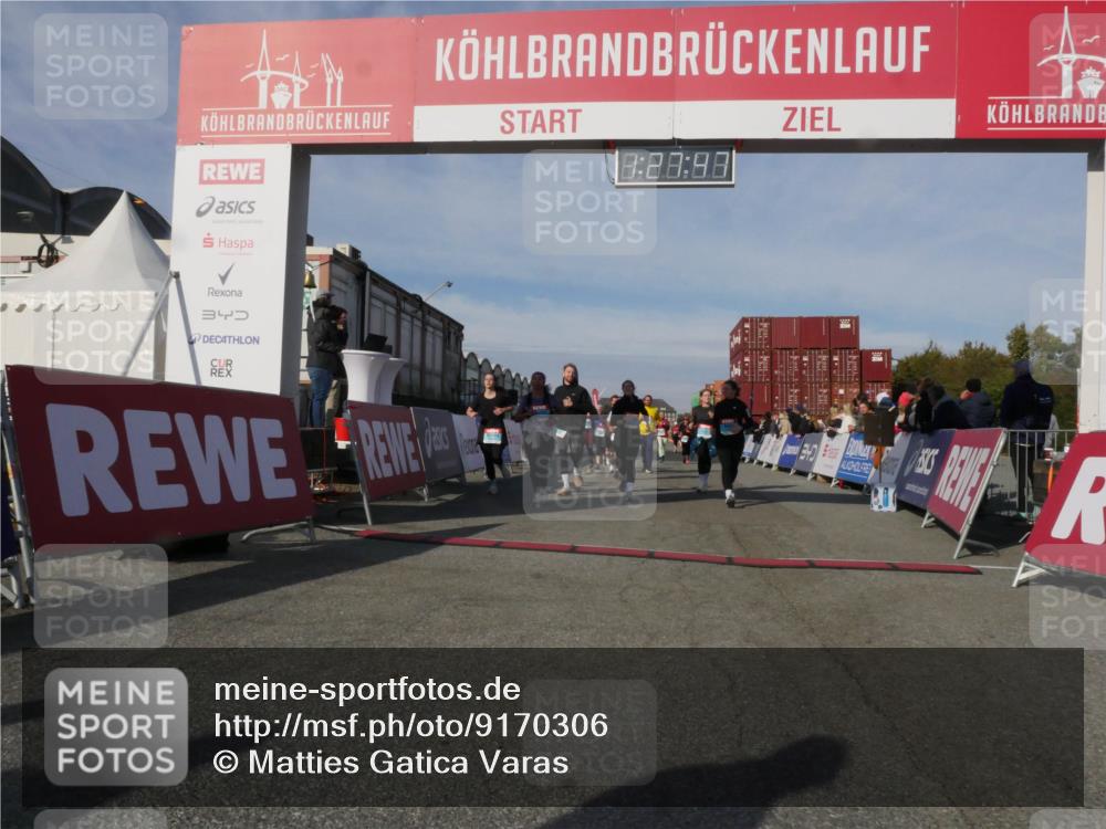 03.10.2025 - Köhlbrandbrückenlauf Matties Gatica Varas http://msf.ph/oto/9170306 03.10.2025 10:27:48 Ziel 1472, 1914, 2059, 2086, 2162, 2166, 2237, 3346, 3429, 3451, 3452, 3626, 3739 meine-sportfotos.de