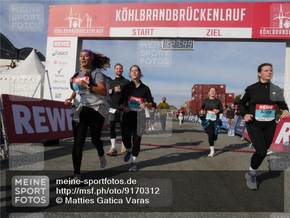 03.10.2025 - Köhlbrandbrückenlauf Matties Gatica Varas http://msf.ph/oto/9170312 03.10.2025 10:27:51 Ziel 1004, 1342, 1472, 2086, 3346, 3429, 3451, 3452, 3626, 3739 meine-sportfotos.de