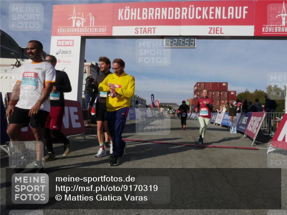 03.10.2025 - Köhlbrandbrückenlauf Matties Gatica Varas http://msf.ph/oto/9170319 03.10.2025 10:27:55 Ziel 1004, 1342, 1472, 1759, 1993 meine-sportfotos.de