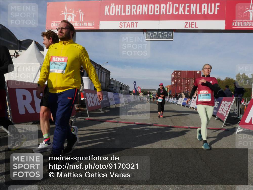 03.10.2025 - Köhlbrandbrückenlauf Matties Gatica Varas http://msf.ph/oto/9170321 03.10.2025 10:27:56 Ziel 1004, 1342, 1472, 1759, 1993, 2525 meine-sportfotos.de