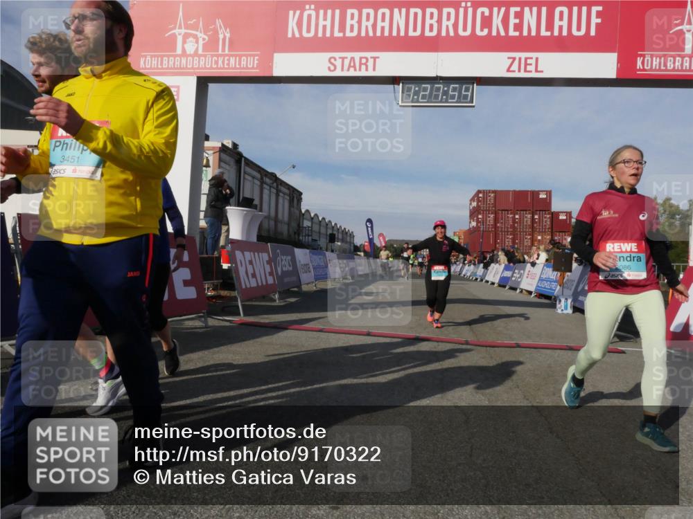 03.10.2025 - Köhlbrandbrückenlauf Matties Gatica Varas http://msf.ph/oto/9170322 03.10.2025 10:27:56 Ziel 1004, 1342, 1472, 1759, 1993, 2525 meine-sportfotos.de