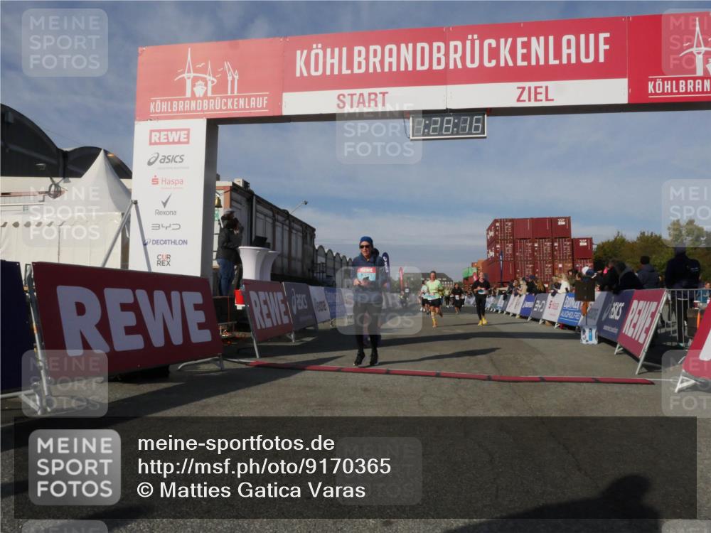 03.10.2025 - Köhlbrandbrückenlauf Matties Gatica Varas http://msf.ph/oto/9170365 03.10.2025 10:28:18 Ziel 1592, 1775, 2094, 2621, 2636, 2752, 3432, 3476, 3611, 3614, 3631, 3670 meine-sportfotos.de