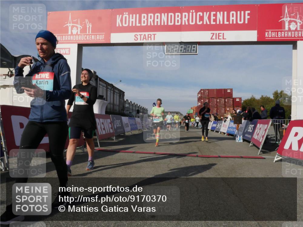 03.10.2025 - Köhlbrandbrückenlauf Matties Gatica Varas http://msf.ph/oto/9170370 03.10.2025 10:28:20 Ziel 1592, 1775, 1872, 2094, 2366, 2636, 3432, 3476, 3611, 3614, 3631, 3670 meine-sportfotos.de