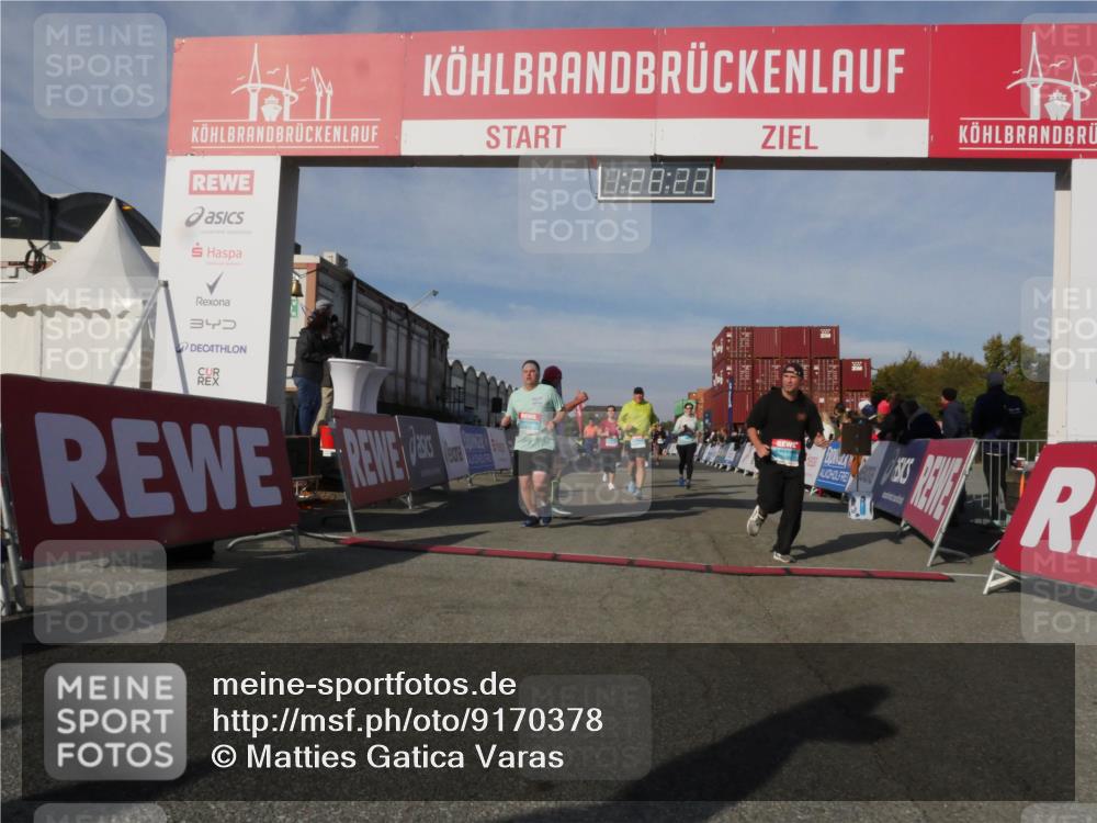 03.10.2025 - Köhlbrandbrückenlauf Matties Gatica Varas http://msf.ph/oto/9170378 03.10.2025 10:28:24 Ziel 1579, 1592, 1872, 2094, 2366, 2636, 2869, 2870, 3231, 3360, 3398, 3399, 3432, 3476, 3611, 3614, 3631 meine-sportfotos.de
