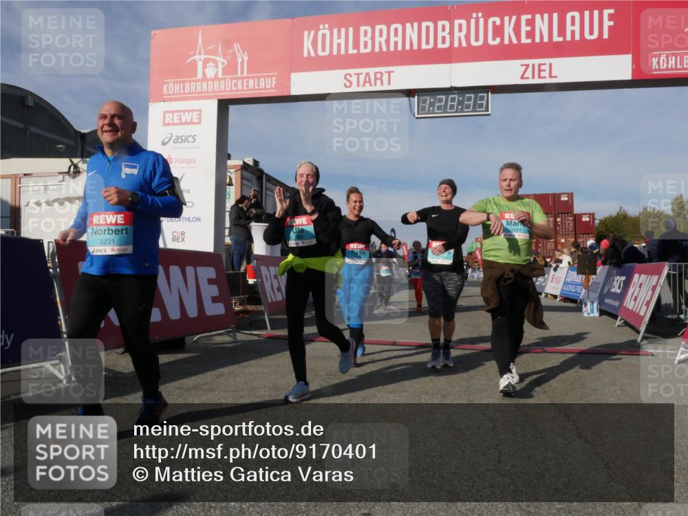 03.10.2025 - Köhlbrandbrückenlauf Matties Gatica Varas http://msf.ph/oto/9170401 03.10.2025 10:28:35 Ziel 1579, 1713, 1910, 2409, 3013, 3161 meine-sportfotos.de