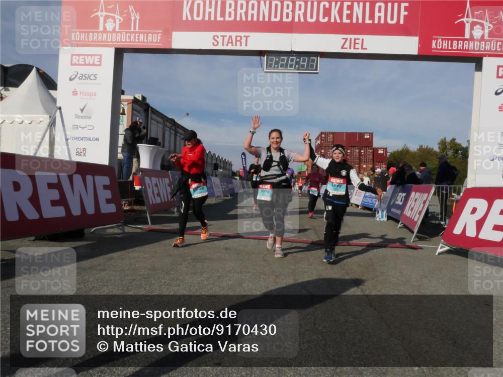 03.10.2025 - Köhlbrandbrückenlauf Matties Gatica Varas http://msf.ph/oto/9170430 03.10.2025 10:28:49 Ziel 1765, 1863, 2090, 2216, 2339, 3483 meine-sportfotos.de