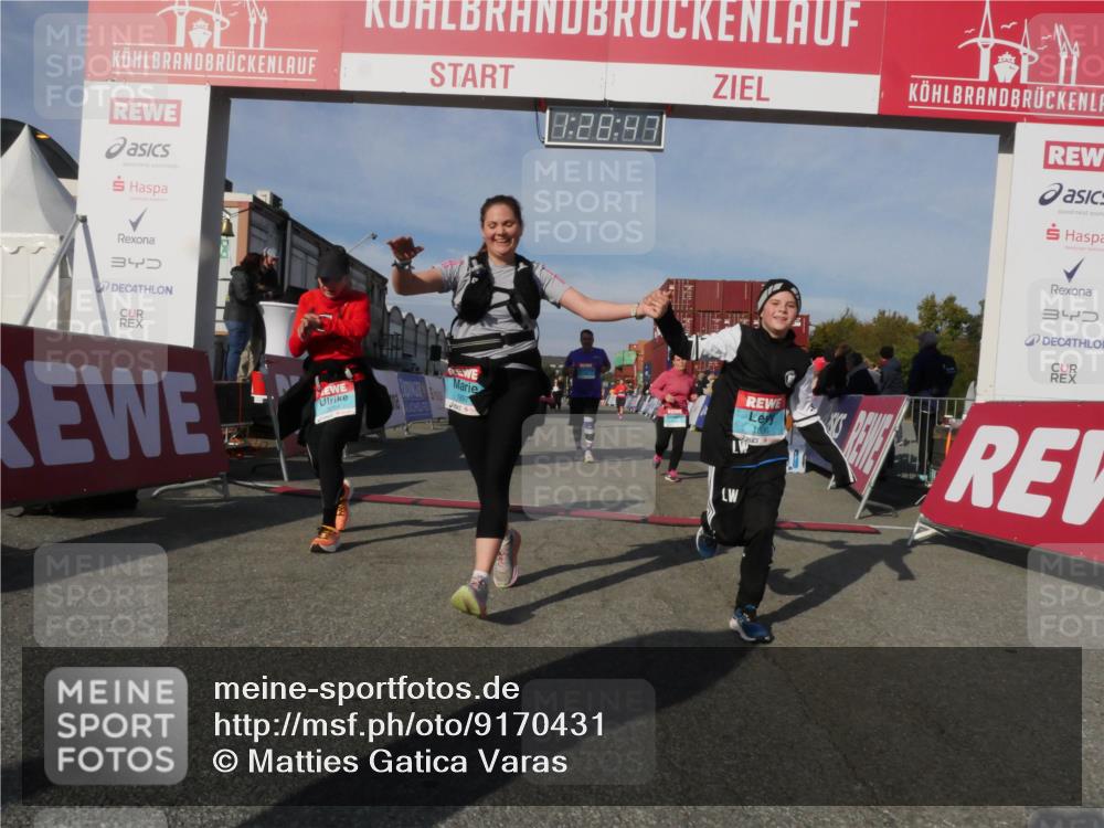 03.10.2025 - Köhlbrandbrückenlauf Matties Gatica Varas http://msf.ph/oto/9170431 03.10.2025 10:28:49 Ziel 1765, 1863, 2090, 2216, 2339, 3483 meine-sportfotos.de