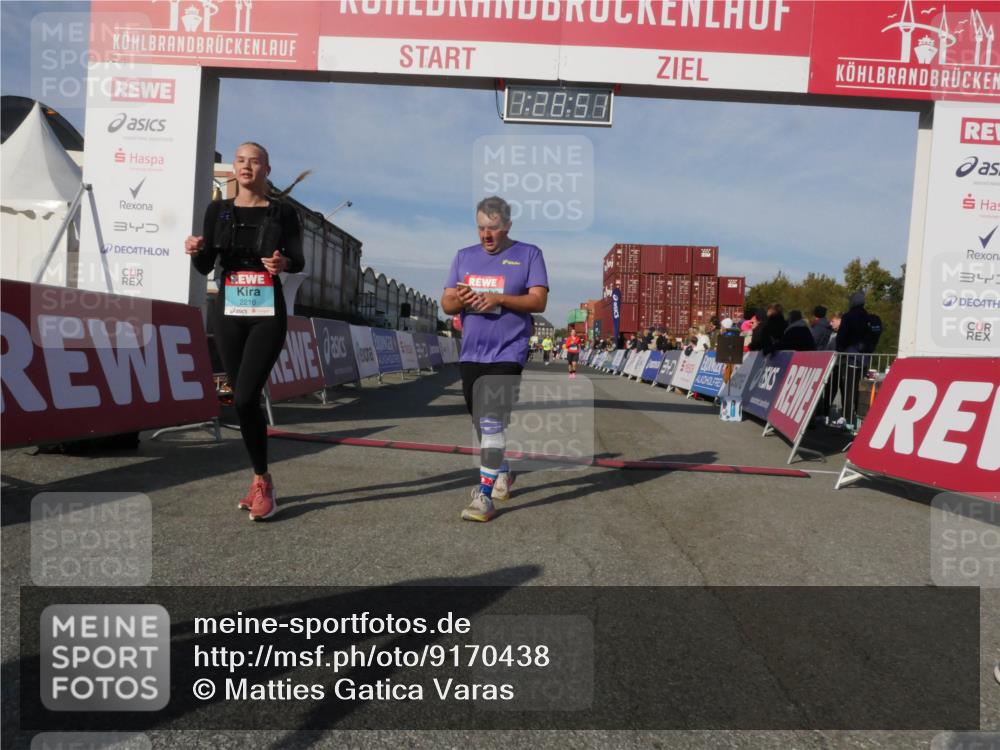 03.10.2025 - Köhlbrandbrückenlauf Matties Gatica Varas http://msf.ph/oto/9170438 03.10.2025 10:28:53 Ziel 1748, 1863, 2090, 2263, 2264, 2339 meine-sportfotos.de