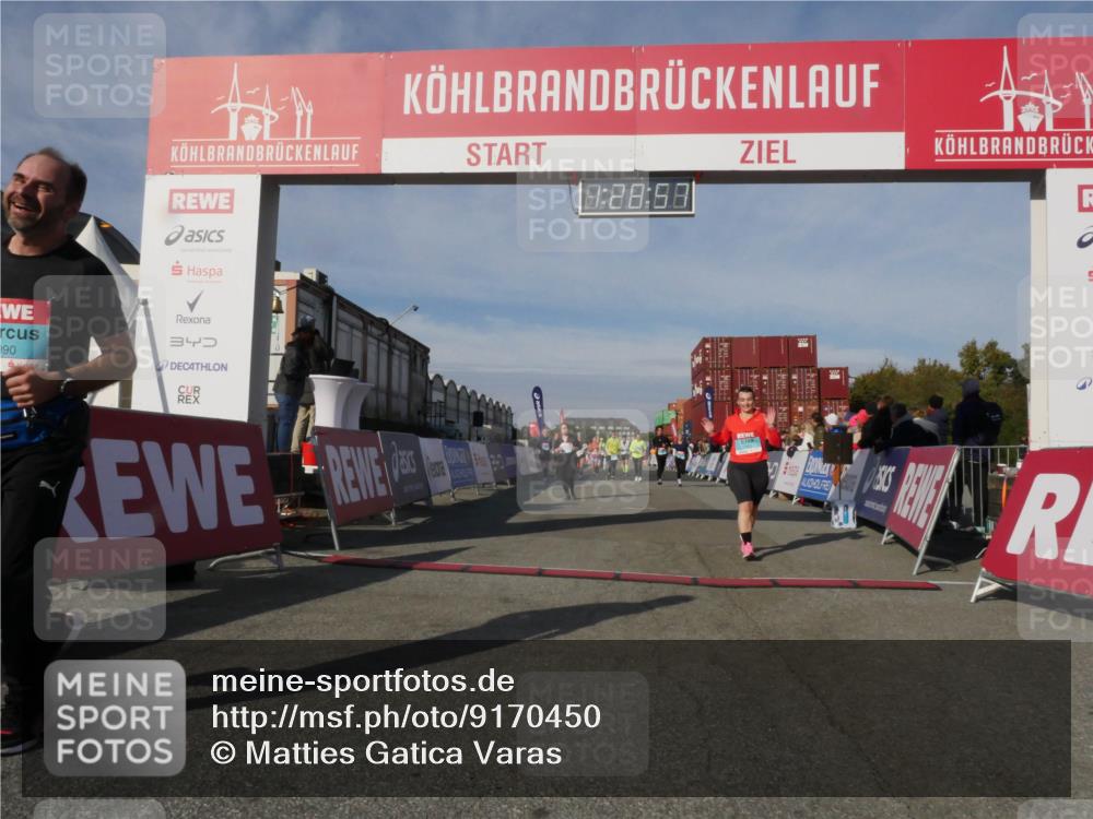 03.10.2025 - Köhlbrandbrückenlauf Matties Gatica Varas http://msf.ph/oto/9170450 03.10.2025 10:28:59 Ziel 1348, 1394, 1454, 1577, 1748, 1863, 2263, 2264, 2493, 3292, 3293, 3612 meine-sportfotos.de