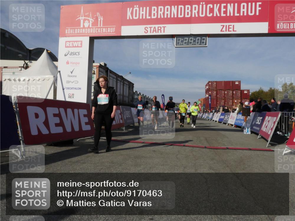 03.10.2025 - Köhlbrandbrückenlauf Matties Gatica Varas http://msf.ph/oto/9170463 03.10.2025 10:29:05 Ziel 1348, 1394, 1454, 1577, 2177, 2492, 2493, 2922, 3292, 3293, 3612 meine-sportfotos.de