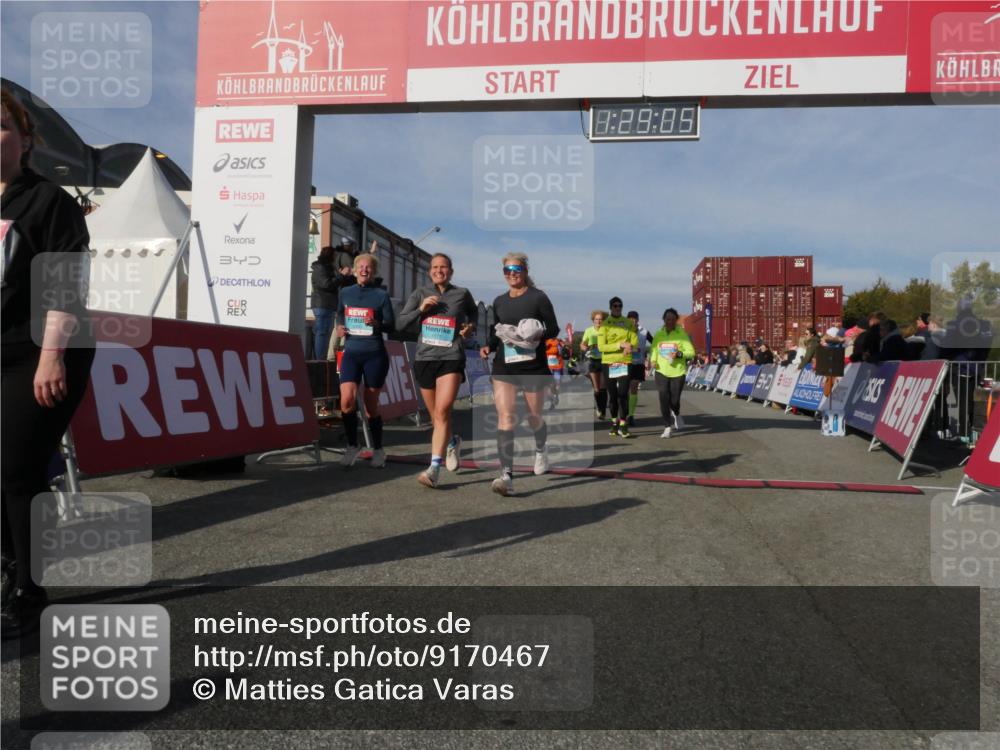 03.10.2025 - Köhlbrandbrückenlauf Matties Gatica Varas http://msf.ph/oto/9170467 03.10.2025 10:29:07 Ziel 1348, 1454, 2177, 2375, 2492, 2922, 3292, 3293, 3612 meine-sportfotos.de