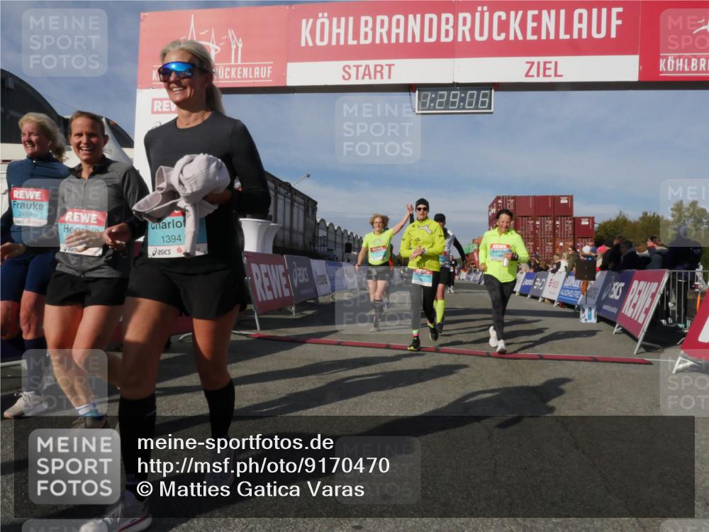 03.10.2025 - Köhlbrandbrückenlauf Matties Gatica Varas http://msf.ph/oto/9170470 03.10.2025 10:29:08 Ziel 1348, 1454, 2177, 2375, 2492, 2922, 3292, 3293, 3612 meine-sportfotos.de