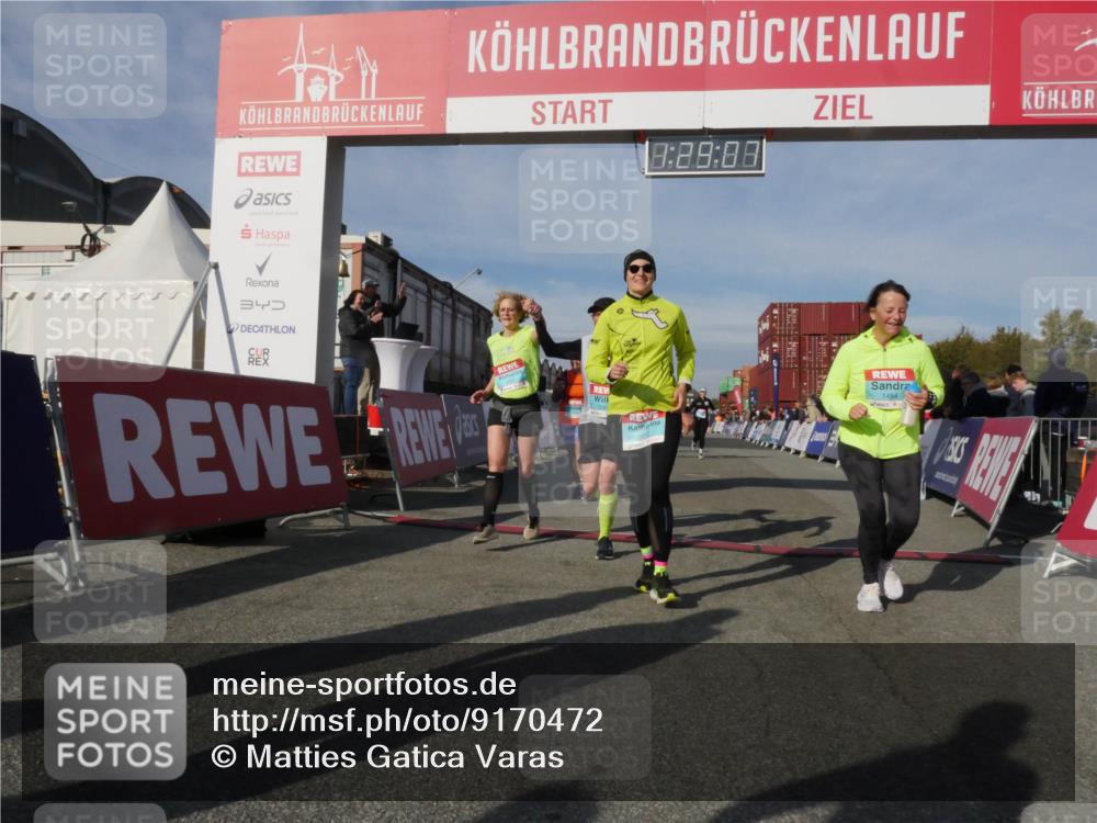 03.10.2025 - Köhlbrandbrückenlauf Matties Gatica Varas http://msf.ph/oto/9170472 03.10.2025 10:29:09 Ziel 1348, 2177, 2375, 2492, 2922, 3292 meine-sportfotos.de