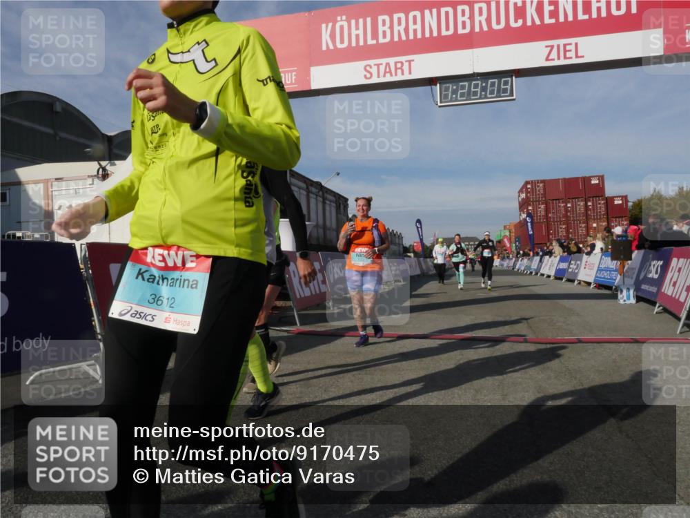 03.10.2025 - Köhlbrandbrückenlauf Matties Gatica Varas http://msf.ph/oto/9170475 03.10.2025 10:29:10 Ziel 1348, 2177, 2375, 2492, 2922 meine-sportfotos.de