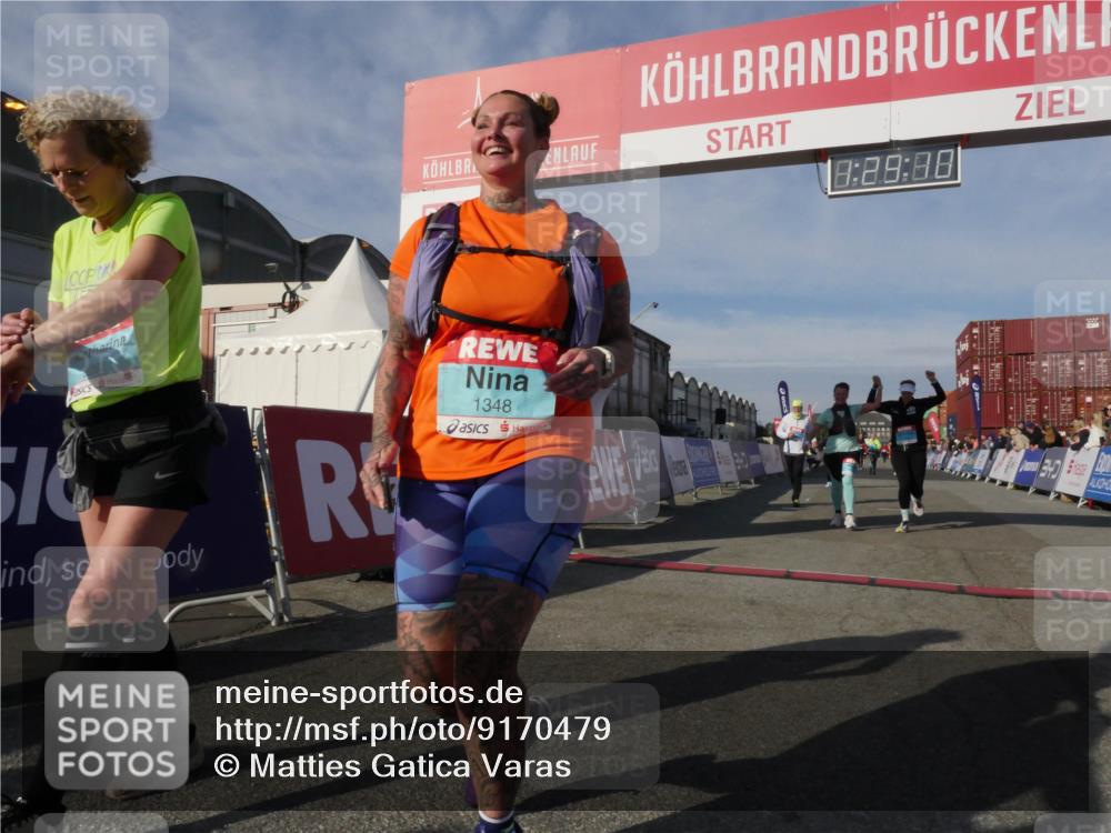 03.10.2025 - Köhlbrandbrückenlauf Matties Gatica Varas http://msf.ph/oto/9170479 03.10.2025 10:29:12 Ziel 2035, 2177, 2375, 2492, 2845, 2922 meine-sportfotos.de