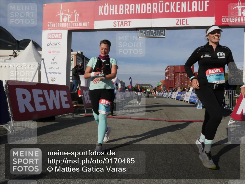 03.10.2025 - Köhlbrandbrückenlauf Matties Gatica Varas http://msf.ph/oto/9170485 03.10.2025 10:29:15 Ziel 1942, 2035, 2375, 2492, 2845 meine-sportfotos.de