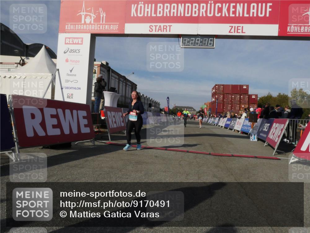 03.10.2025 - Köhlbrandbrückenlauf Matties Gatica Varas http://msf.ph/oto/9170491 03.10.2025 10:29:18 Ziel 1942, 2035, 2163, 2375, 2845 meine-sportfotos.de
