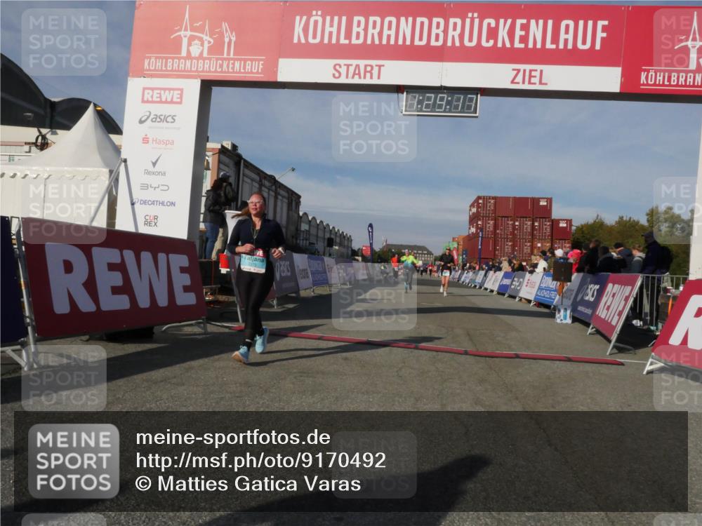03.10.2025 - Köhlbrandbrückenlauf Matties Gatica Varas http://msf.ph/oto/9170492 03.10.2025 10:29:18 Ziel 1942, 2035, 2163, 2375, 2845 meine-sportfotos.de