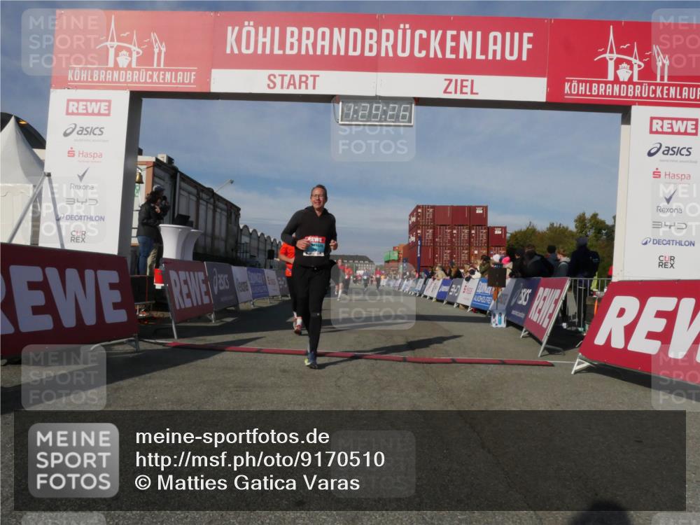 03.10.2025 - Köhlbrandbrückenlauf Matties Gatica Varas http://msf.ph/oto/9170510 03.10.2025 10:29:27 Ziel 1781, 1942, 2163, 2258, 2321, 2835 meine-sportfotos.de