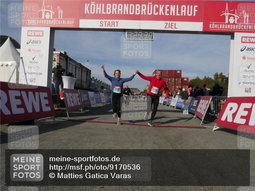 03.10.2025 - Köhlbrandbrückenlauf Matties Gatica Varas http://msf.ph/oto/9170536 03.10.2025 10:29:40 Ziel 1791, 1824, 2526, 2557, 2769 meine-sportfotos.de