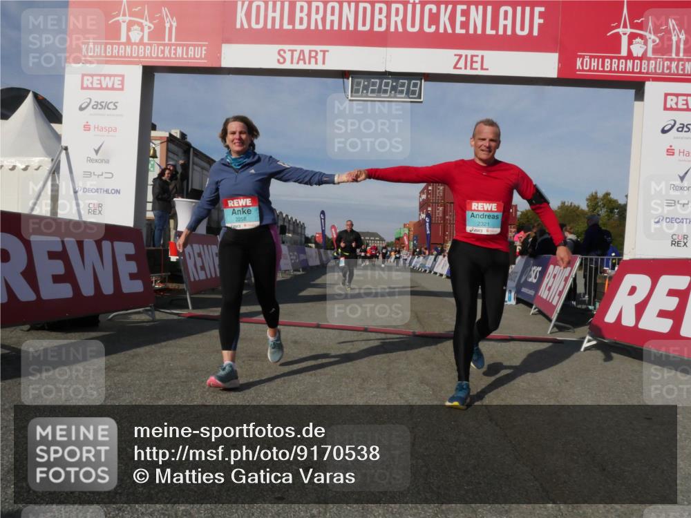 03.10.2025 - Köhlbrandbrückenlauf Matties Gatica Varas http://msf.ph/oto/9170538 03.10.2025 10:29:41 Ziel 1791, 1824, 2070, 2526, 2534, 2557, 2769 meine-sportfotos.de